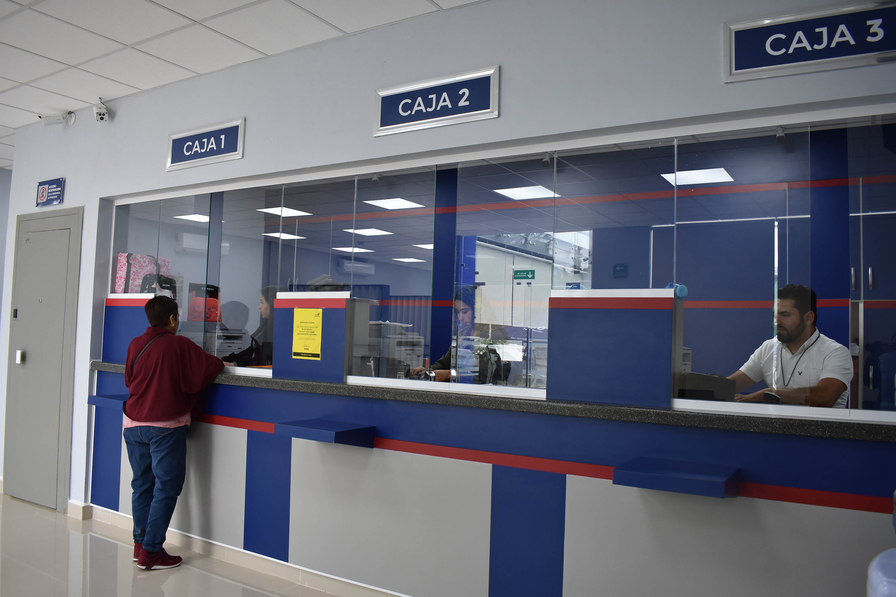 Apertura de servicio en oficinas corporativas